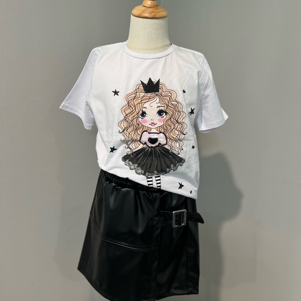 Girls White T Shirt Round Neck With Princess Curly Hair Design
